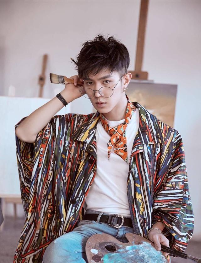 “贵族玩家”马伯骞：家世显赫资产过亿，不料身高不达标饱受质疑