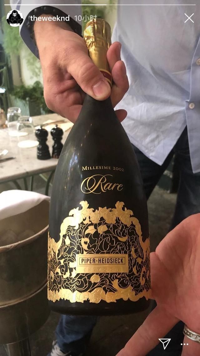 贝拉“0存在”低调庆生,反倒是闷骚的盆栽哥大把撒起了狗粮