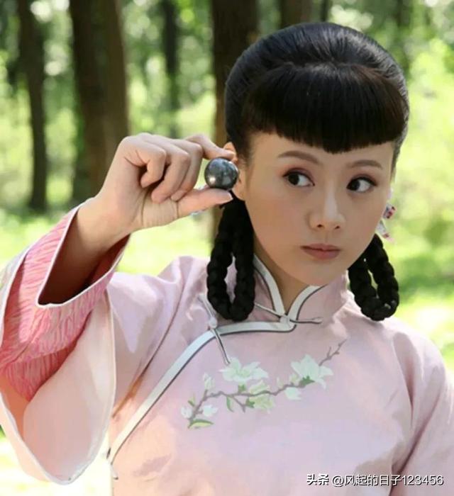 为什么戴若男在家里不可一世，嫁给白金柜就变得唯唯诺诺了呢？