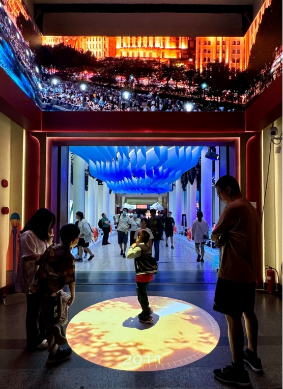 一个会讲故事的光影大展：解密“夜上海”传奇