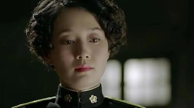 谍战剧《剃刀边缘》文章、马伊琍、丁勇岱、芦芳生、栾元晖等主演