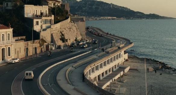 品尝一盒混杂的怪味豆！盘点10部2021年新上映电影