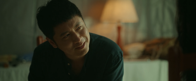 漂白：看到石毕穿着黑丝袜，才明白他才是四人组中隐藏最深的人