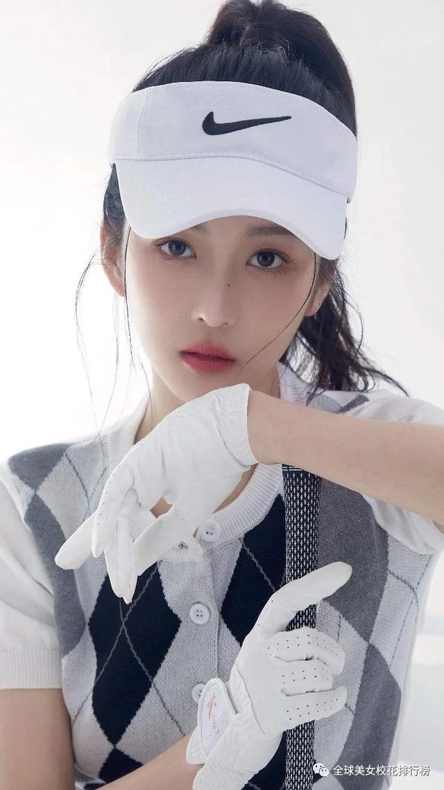 大连艺术学院美女曹婉瑾