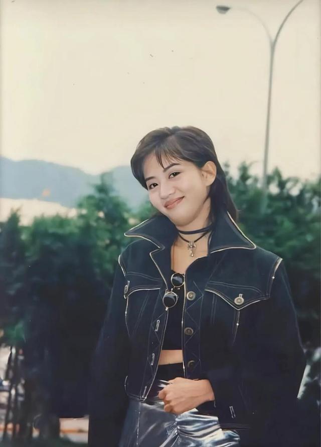 明星怀旧系列图片壁纸～梅艳芳