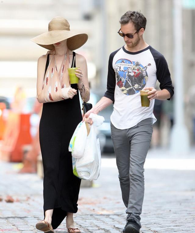 “人间尤物”安妮海瑟薇原来是个逗比？网友：哈哈哈一张嘴全破灭