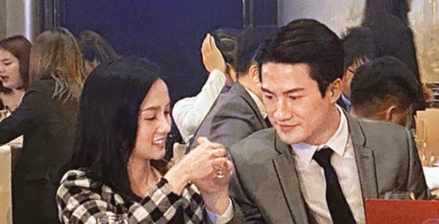 恭喜!TVB富二代小生首次认爱港姐小花,曾想过轻生对方拯救自己