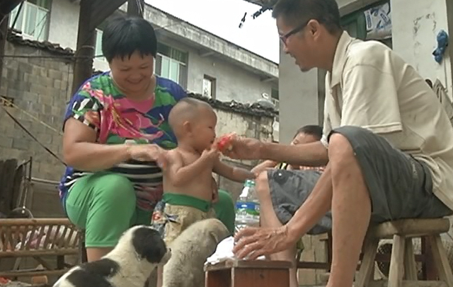 被拐卖19年辗转3个男人 竟是亲人将她推向深渊！（上）