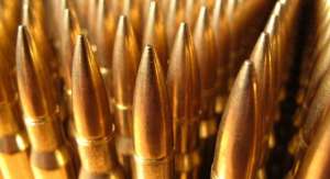 圆头(导弹弹头越尖威力越强？为何核弹都是圆头，是何决定了弹头形状？)