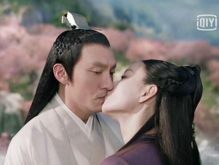 张震倪妮的吻戏该怎么拍？