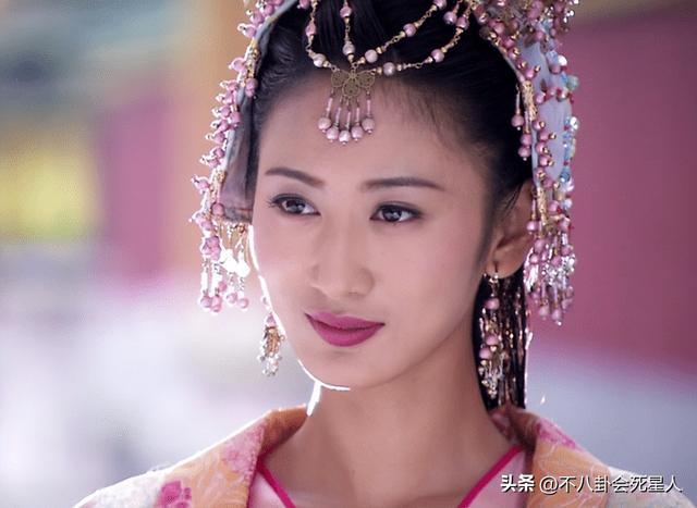 郭珍霓的退圈，揭示了娱乐圈的“残酷”