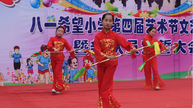房县城关镇八一希望小学第四届六一艺术节花絮