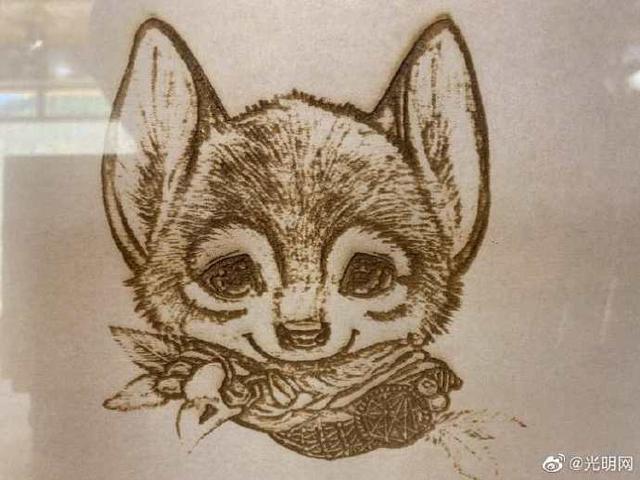 阿尔山白狼镇：树皮画画出脱贫新希望