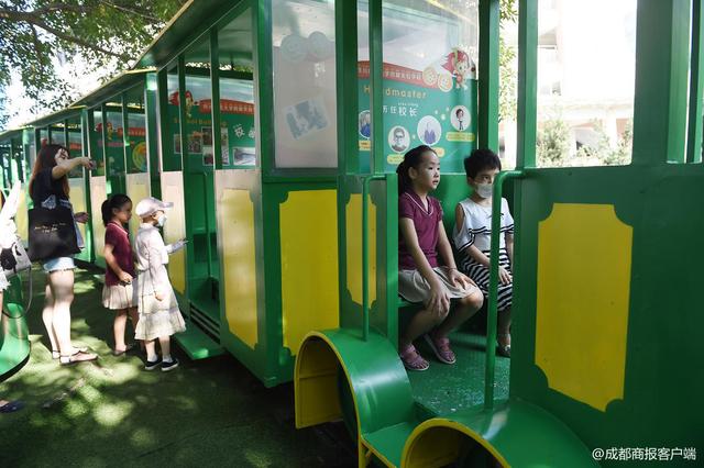 “我每天都在想学校”特殊的开学第一课，白血病儿童“重返”校园