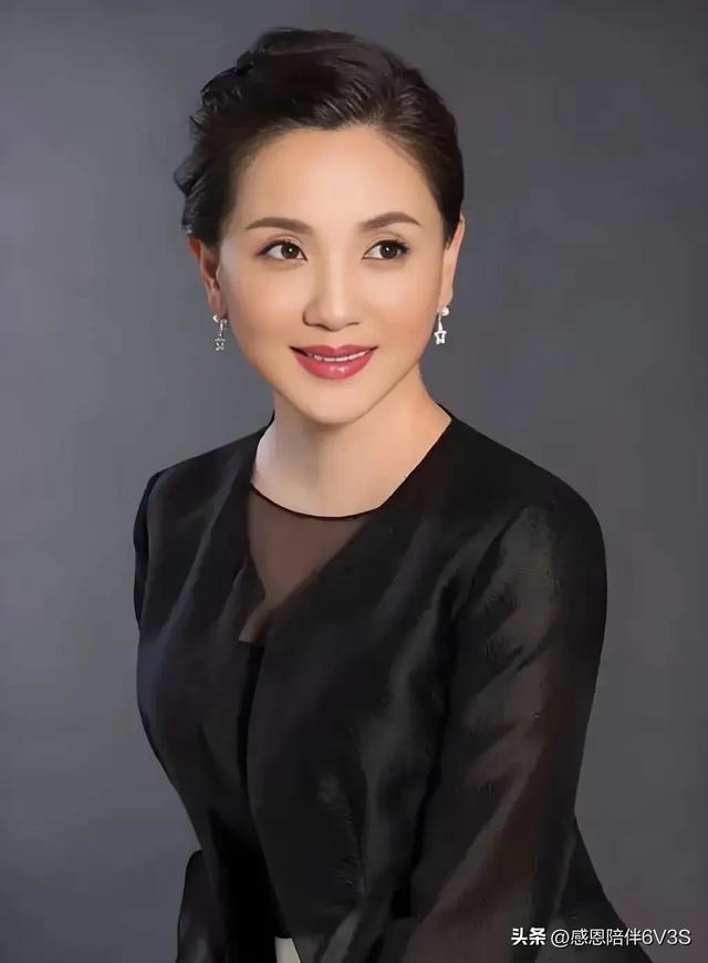 陶慧敏年轻时候的她，堪称众多人心中的女神，