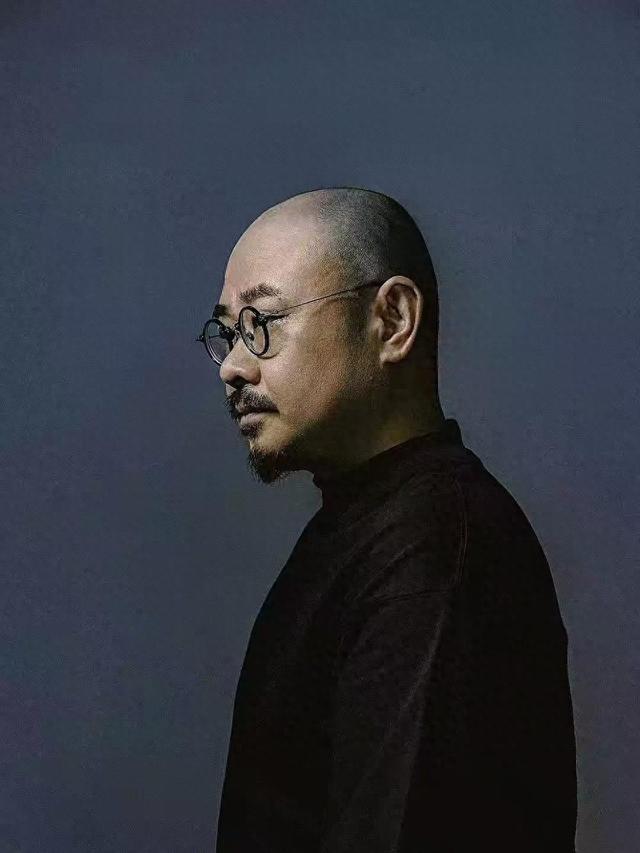 刀郎为什么这么火，一个草根歌手的成长历程