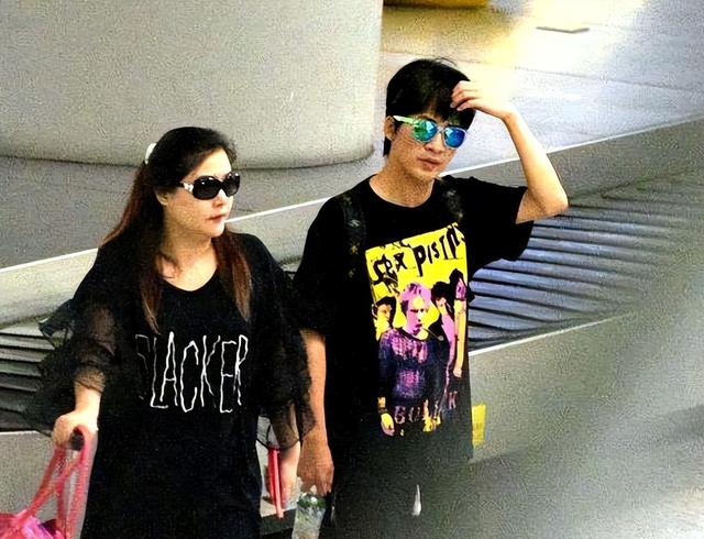 大张伟被曝有一儿一女，幸福温馨，网友：内娱又添新孩子了？