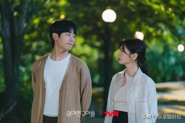 8部韩剧名太奇葩:为啥要背着善宰跑?网友:编剧是来搞笑的吧?