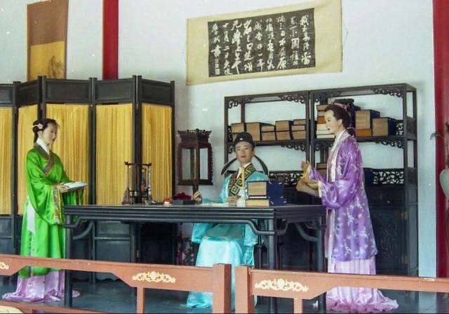 山东书城发通知提前闭店！看书，你喜欢去哪里？