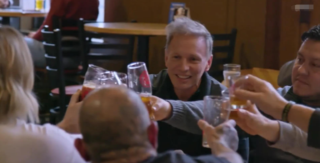 2019年，美国亿万富豪挑战90天内用100块赚100万，他做到了吗？