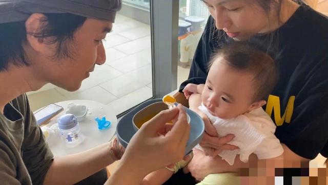 48岁古巨基发文庆生，字字不离儿子，却未提52岁高龄产子的妻子？