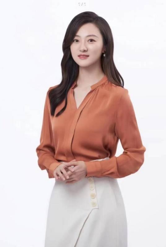 海南电视台20位知名美女主持人一览，风华正茂，巾帼不让须眉