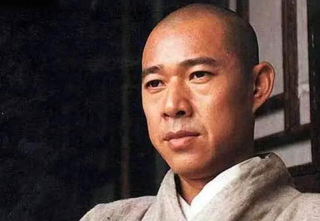 二婚嫁大12岁张丰毅，30年未生子女被张丰毅宠成宝，霍凡有何魅力