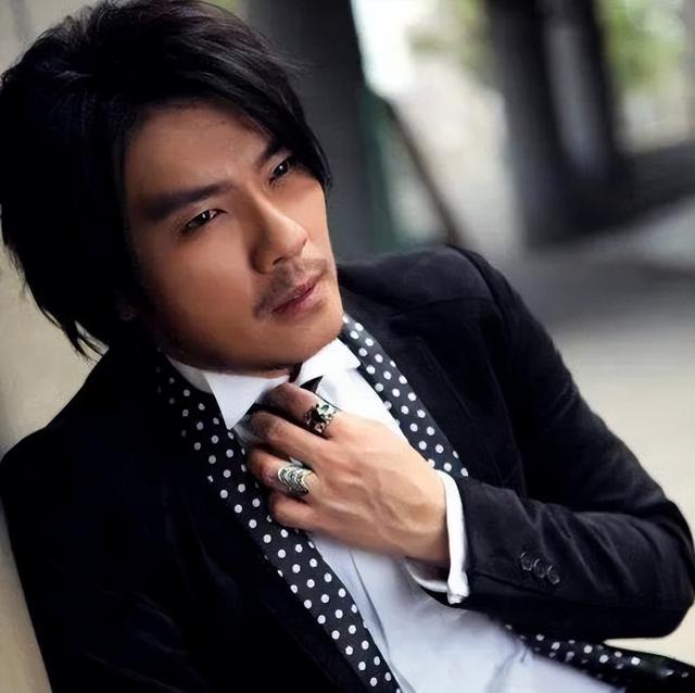 阿杜（2002-2004年）专辑全点评