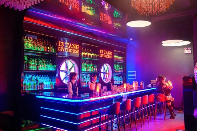 2月23日丨百万抖音红人韩尚霏邀你来拾叁唐Livehouse酒吧听歌！