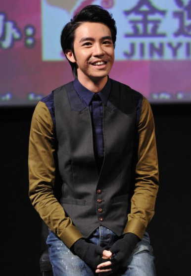 王栎鑫官宣离婚！看看2007年的快男们，婚姻幸福者寥寥无几