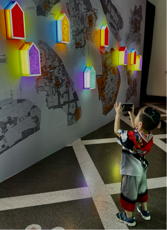 一个会讲故事的光影大展：解密“夜上海”传奇