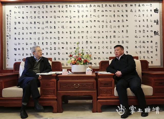 李先祥与东方电气集团党组副书记、总经理徐鹏等企业家座谈