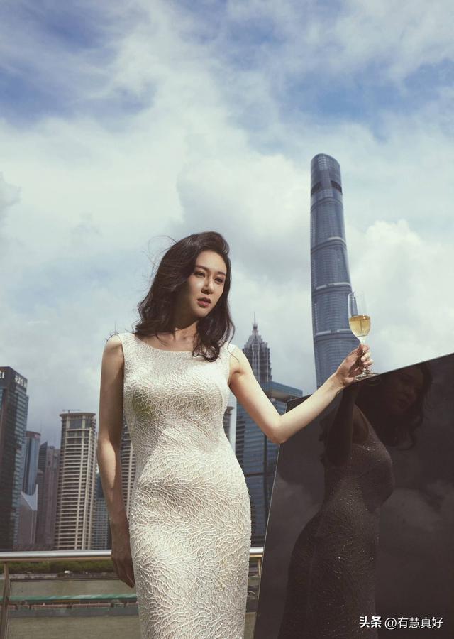 电视剧《四方馆》中的16位美女明星们，最小的26岁，最大的41岁