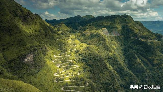 刀郎《山歌廖哉》《序曲》：词好，因为悲怆，歌好，因为足安抚