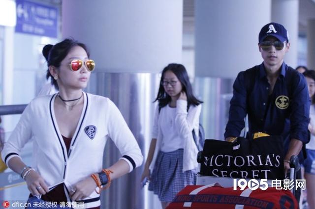 恭喜！魏晨520官宣领证结婚 老婆是川音大学同学