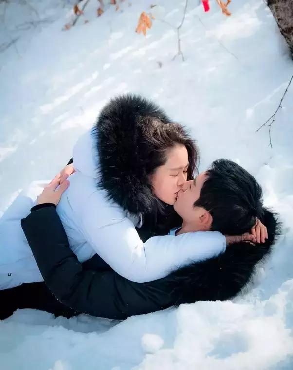 年下温柔小奶狗撩动年上漂亮姐姐？爆甜姐弟恋了解一下