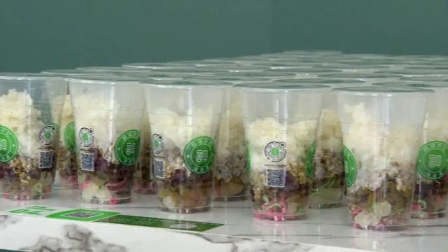 有人买绿豆汤备注“我快要不行了”，外卖小哥紧急救人