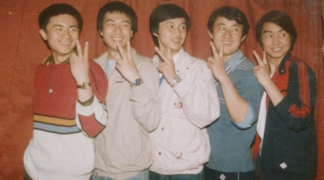 刘奕君：人生低谷期净身出户，二婚娶小娇妻终获幸福