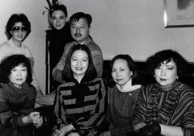 她是上海第一名媛：当年和戏子私奔后，生下了6个家喻户晓的名人