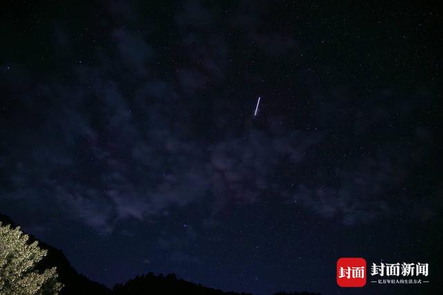 星河灿烂 流星与空间站争艳夜空丨图集