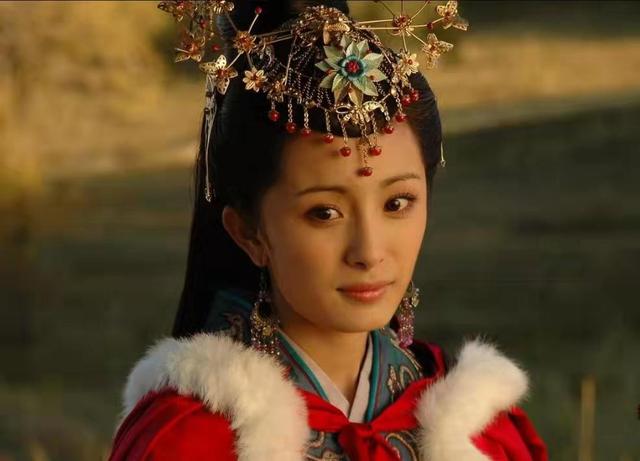 “女王”杨幂的混乱情史