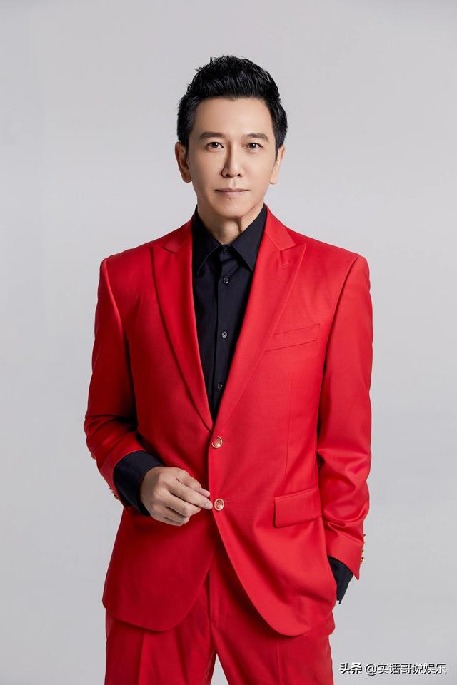 爱国艺人温兆伦近况曝光，深耕音乐领域提携许嘉文写《老爸老家》