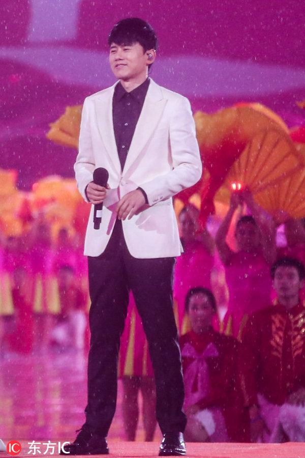 开幕式文艺表演推向高潮 张杰张碧晨尚雯婕献唱全运