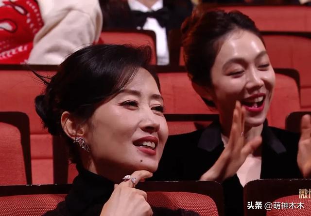 直播高清镜头下的明星！刘亦菲有了年龄感，关晓彤黑眼圈好明显