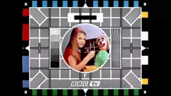 这个花花绿绿的圆盘子，藏着你不知道的秘密