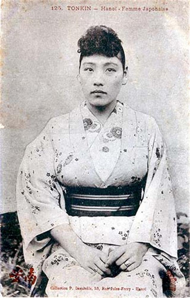 老照片,远赴南洋的日本女子,被称为黄色娘子军