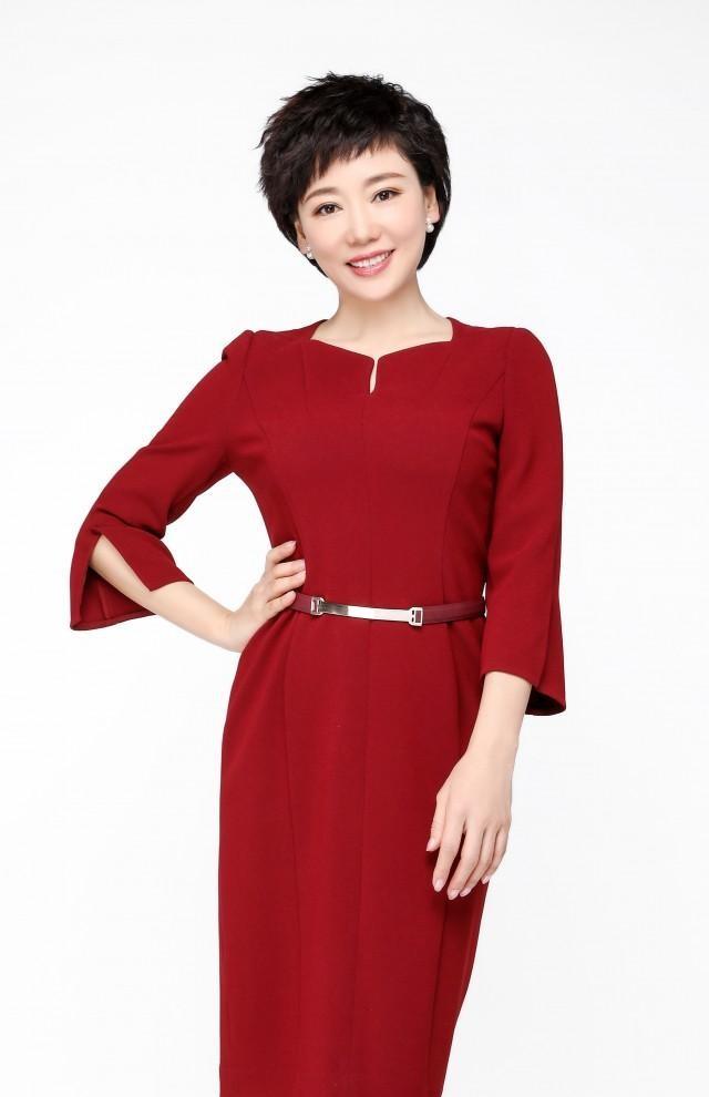 海南电视台20位知名美女主持人一览，风华正茂，巾帼不让须眉