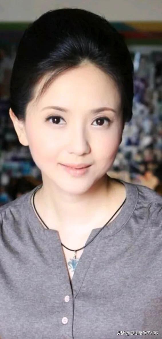 陶慧敏年轻时候的她，堪称众多人心中的女神，