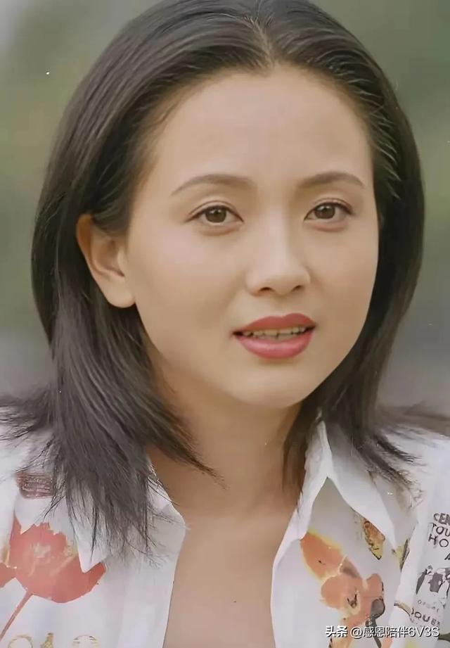 陶慧敏年轻时候的她，堪称众多人心中的女神，