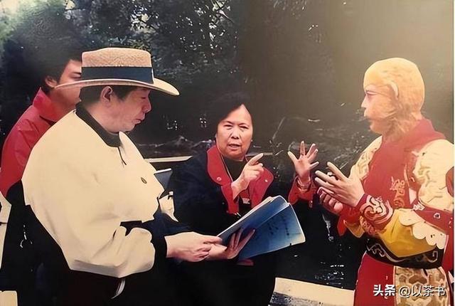 带三个娃嫁小14岁丈夫，她病逝7年后，丈夫王崇秋的做法令人感动